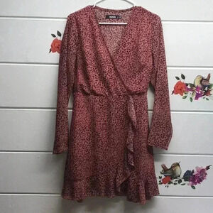 Women’s dress size 4